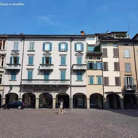 Al Ducato Апартаменты Бергамо